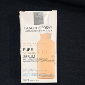 NWT LA ROCHE-POSAY PURE VITAMIN C10 SERUM 30ml